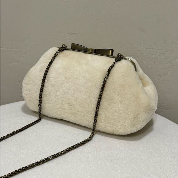 Cream Real Shearling Leather Handmade Bowknot Kisslock Clutch/Wristlet/Crossbody - Picture 8 of 14